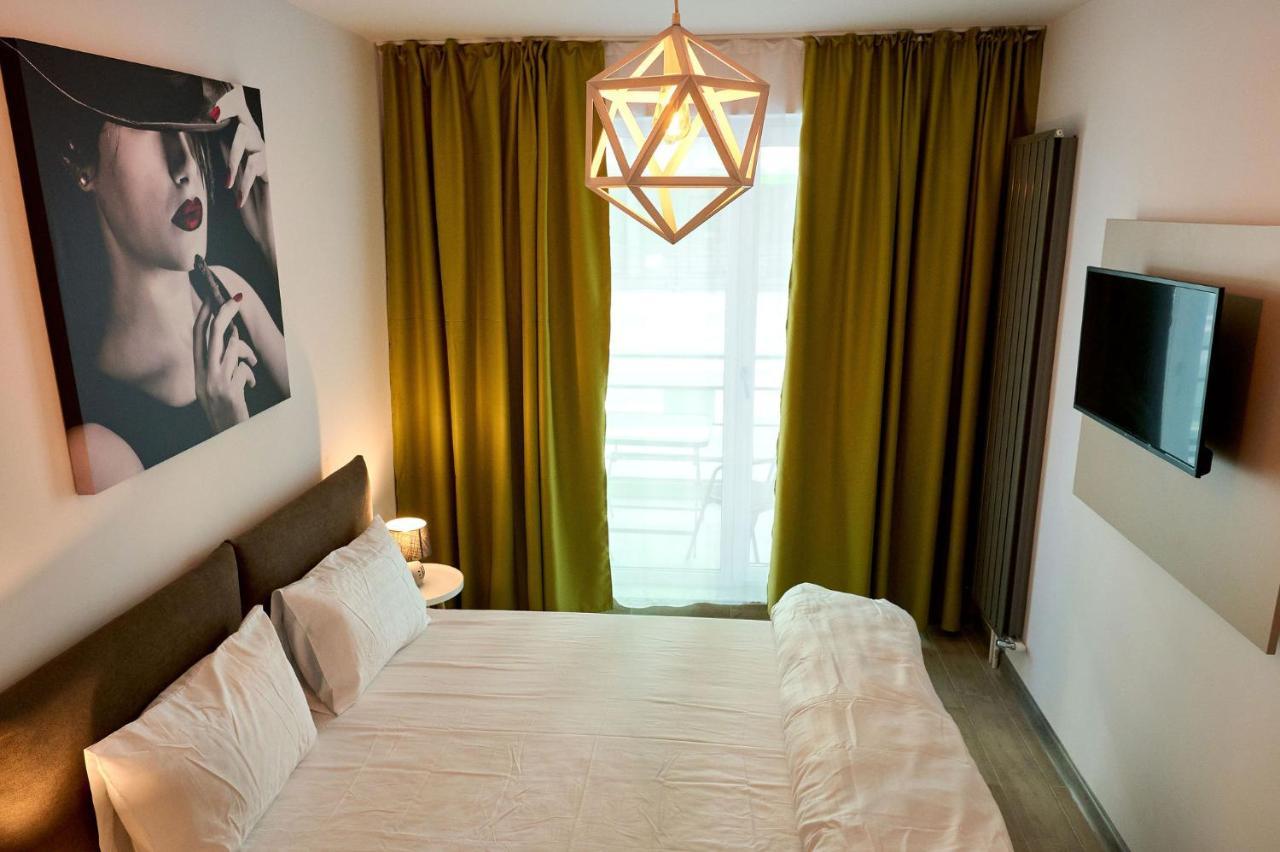 Orizont Sea View Apartment- Spa N Pools Beach Resort 马马亚 外观 照片